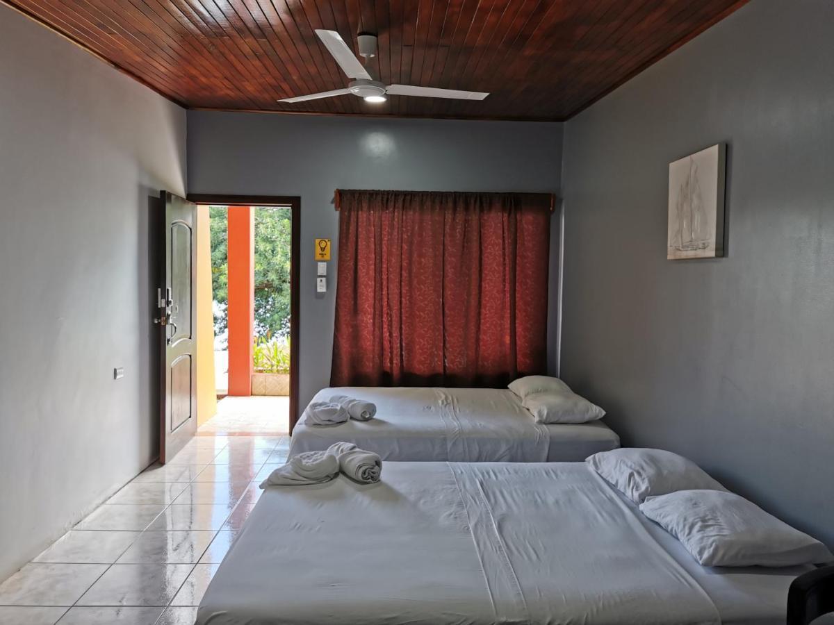 Hotel Puerto San Luis Tilarán Zewnętrze zdjęcie