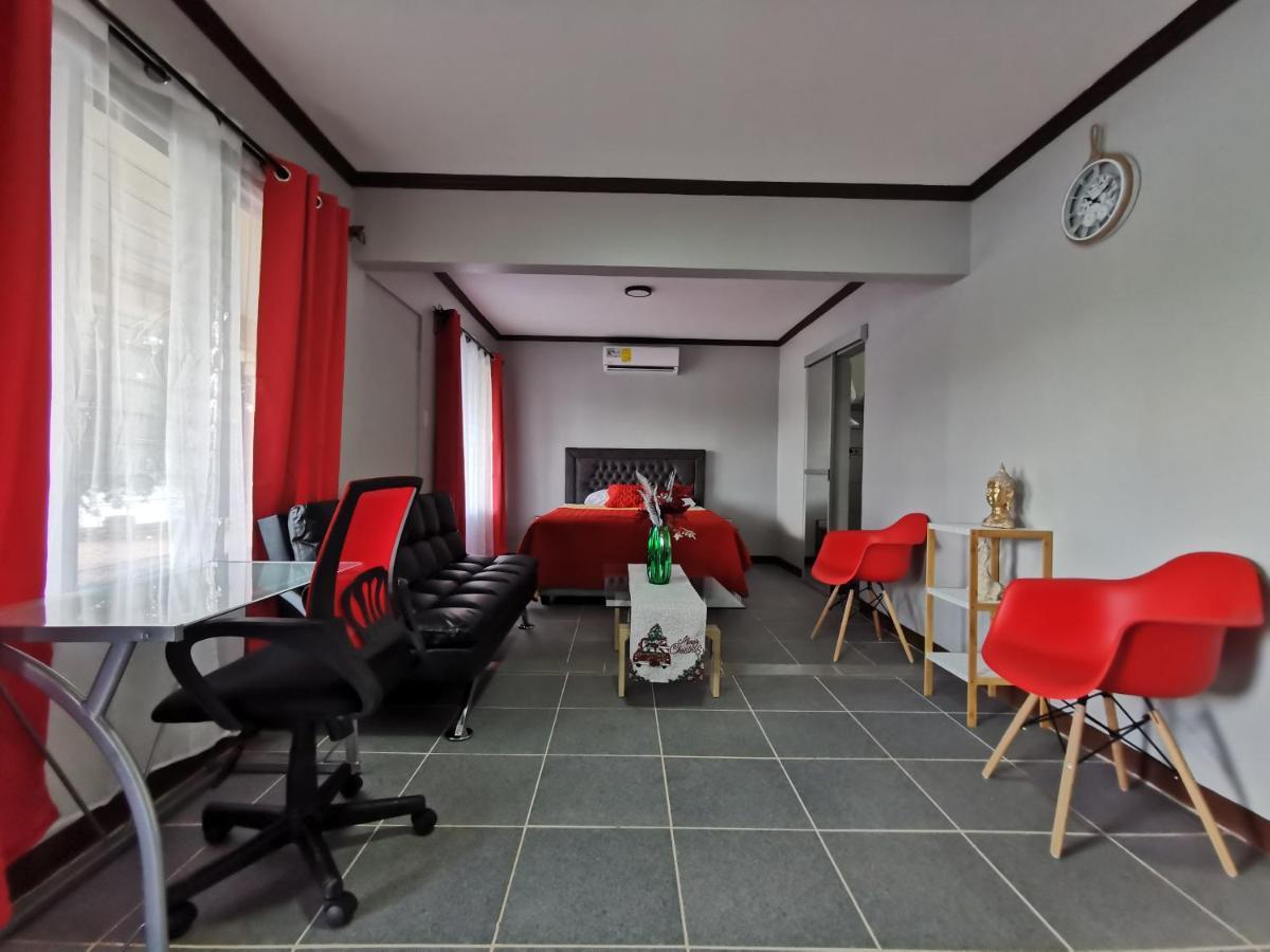 Hotel Puerto San Luis Tilarán Zewnętrze zdjęcie